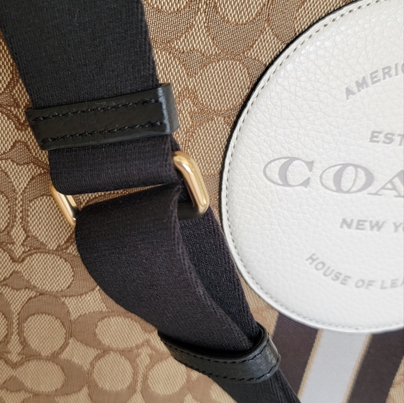 NWT $450 Dempsey Tote 40 In Signature Jacquard With Stripe And Coach Patch - Picture 4 of 13